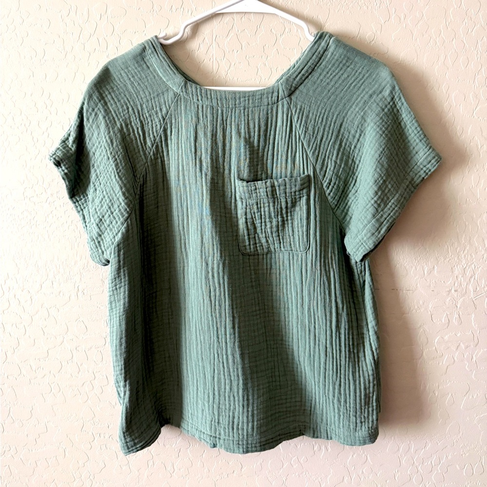 Madewell Lightspun Renwood Button-Back Top